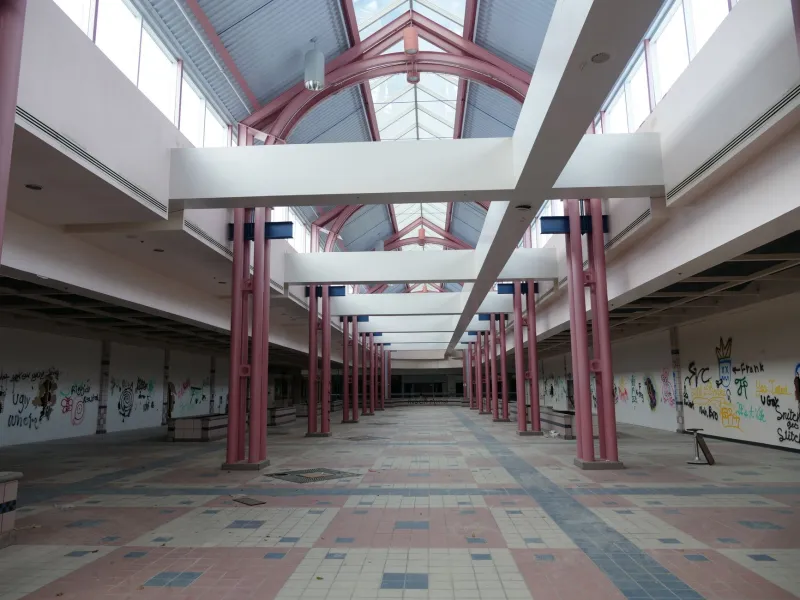 Ghosts in the Food Court: How Michigan's Fading Malls Became Shrines to Our Collective Memory